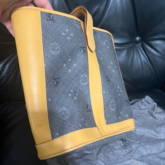 Mark Cross 1845 Italy Vintage sling strap bucket bag leather pre loved purse - Picture 7 of 12